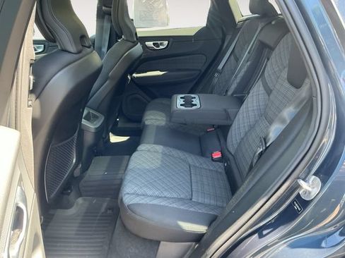 Used 2024 Volvo XC60 B5 Core w/ Protection Package Premier AWD/4WD image 13