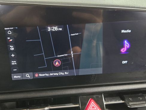 Used 2023 Kia Niro EX image 13