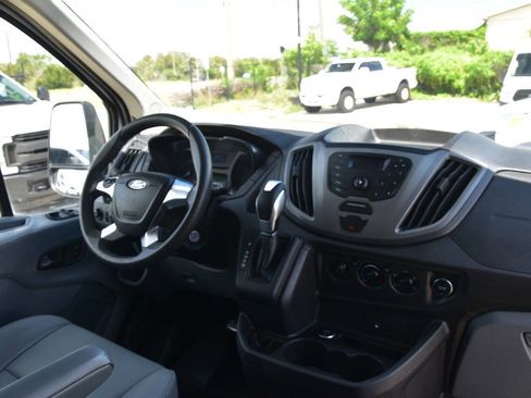 Used 2016 Ford Transit 150 130 Low Roof w/ Exterior Upgrade Package RWD image 10