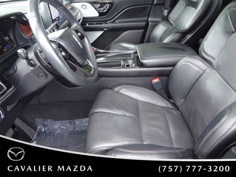 Used 2023 Lincoln Aviator Grand Touring w/ Equipment Group 301A AWD/4WD image 10