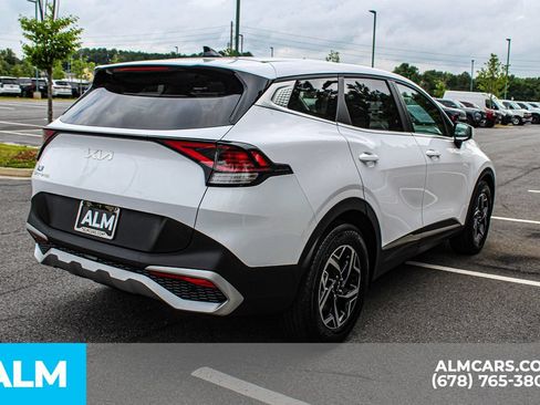 Used 2025 Kia Sportage LX FWD image 6