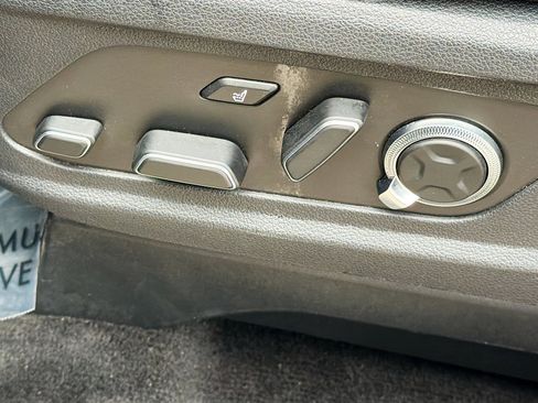 Used 2024 Hyundai Palisade Calligraphy image 27