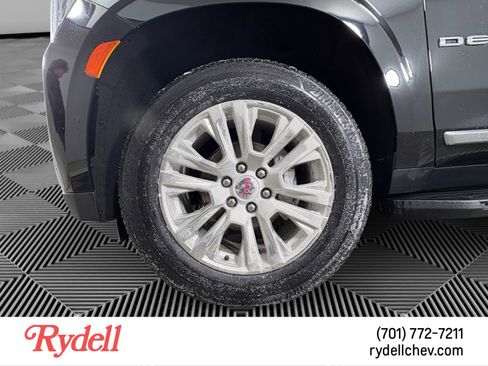 Used 2021 GMC Yukon Denali w/ Max Trailering Package image 9