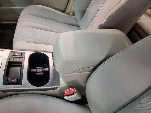 Used 2014 Subaru Outback 2.5i Premium AWD/4WD image 27