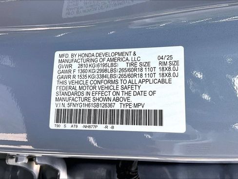 Used 2025 Honda Pilot TrailSport image 9