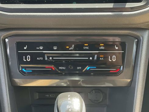 Certified 2022 Volkswagen Tiguan SE AWD/4WD image 16