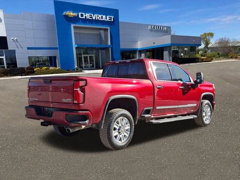 Used 2025 Chevrolet Silverado 3500 High Country image 6