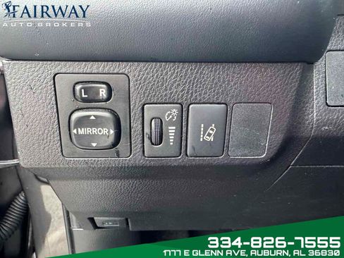 Used 2018 Toyota RAV4 XLE image 16