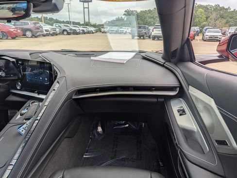 Used 2024 Chevrolet Corvette Z06 image 4