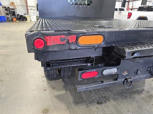 Used 2016 Ford F450 XL w/ XL Value Package image 32