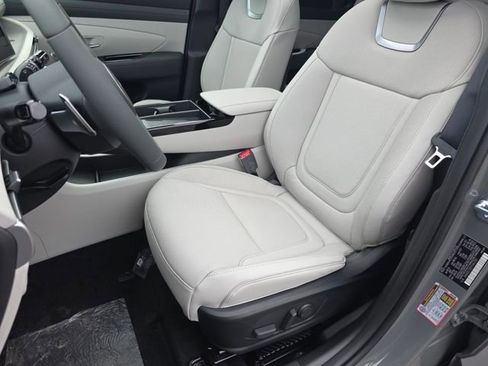 New 2026 Hyundai Tucson Limited image 24
