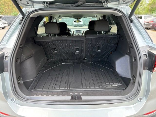 Used 2024 Chevrolet Equinox LT w/ LPO, Floor Liner Package FWD image 26