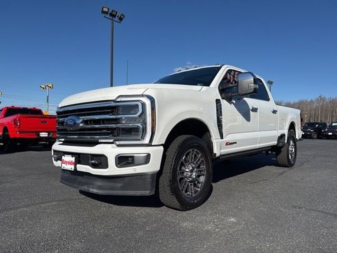 Used 2024 Ford F250 Limited w/ FX4 Off-Road Package image 15