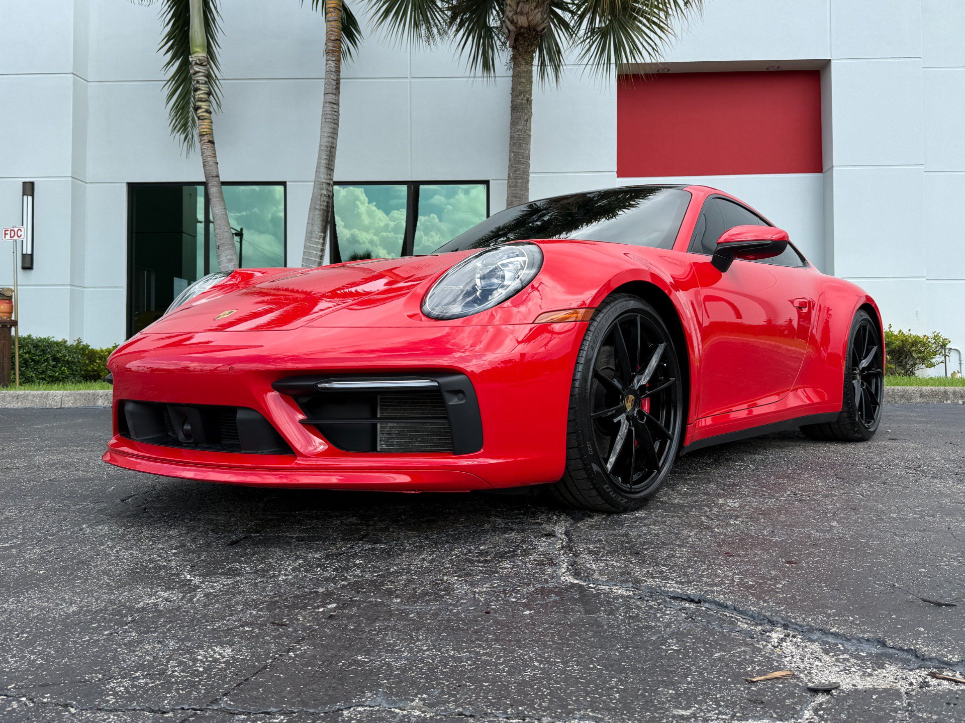 Used 2020 Porsche 911 Carrera S w/ Sport Package RWD image 10