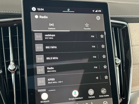 New 2026 Volvo XC90 B6 Plus AWD/4WD image 15