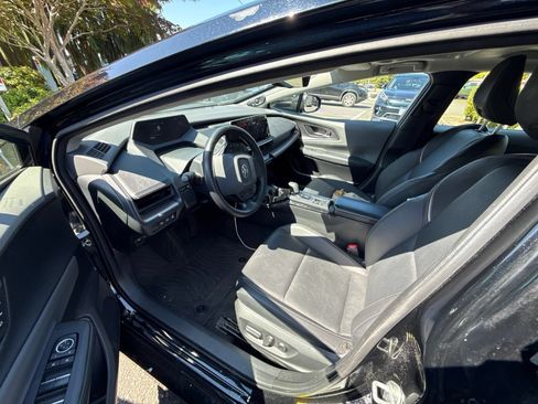 Used 2024 Toyota Prius Limited w/ Limited Premium Package AWD/4WD image 4