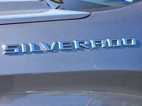 Used 2025 Chevrolet Silverado 1500 LT AWD/4WD image 23