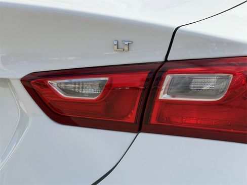 Certified 2024 Chevrolet Malibu LT image 7