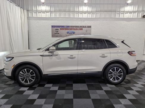 Used 2023 Lincoln Nautilus AWD w/ Premium Package image 2