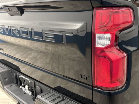 Used 2022 Chevrolet Silverado 1500 LT Trail Boss w/ LT Trail Boss Premium Package image 35