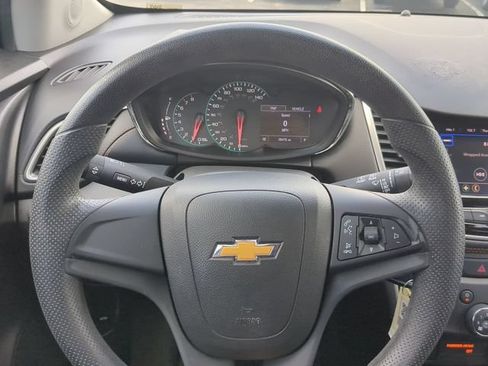 Used 2021 Chevrolet Trax LS w/ LPO, Protection Package AWD/4WD image 28