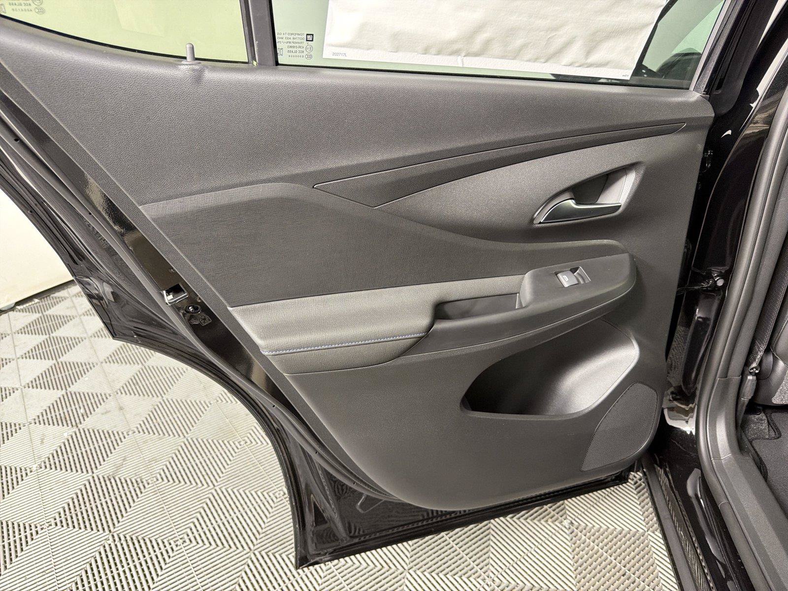 New 2026 Buick Envista Sport Touring FWD image 19