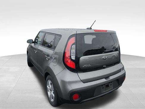 Used 2019 Kia Soul image 2