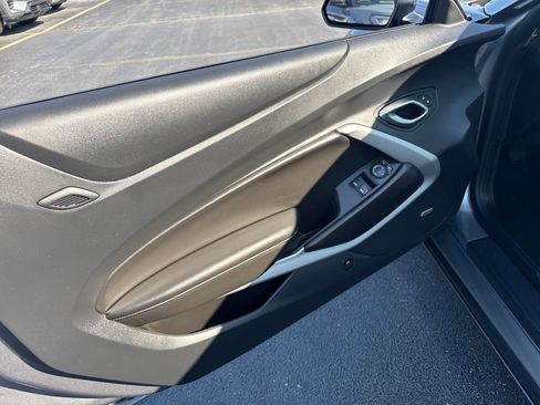 Used 2023 Chevrolet Camaro LT w/ RS Package image 18