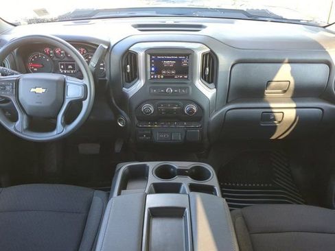 Used 2026 Chevrolet Silverado 2500 Custom w/ Custom Value Package image 15