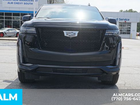 Used 2023 Cadillac Escalade Sport Platinum w/ LPO, ONYX Package image 11