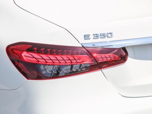 Used 2021 Mercedes-Benz E 350 E 350 image 9