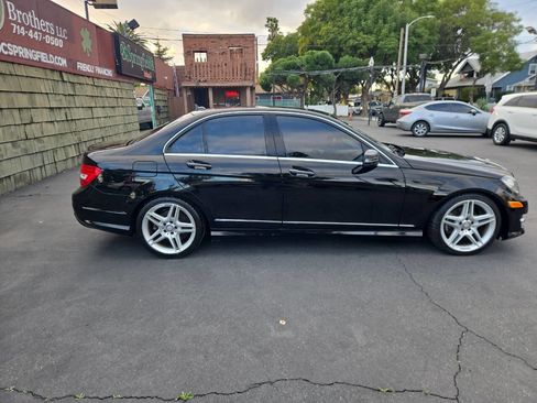 Used 2014 Mercedes-Benz C 250 Sedan image 5