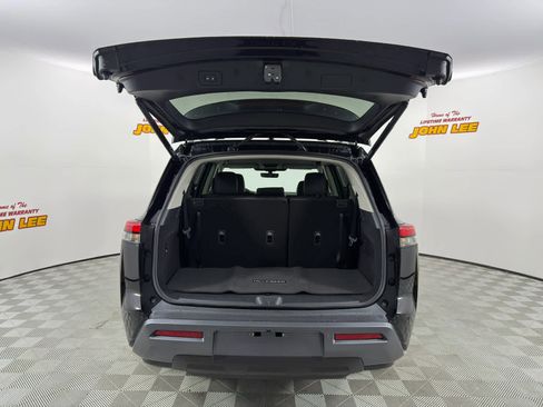 New 2026 Nissan Pathfinder SL image 5
