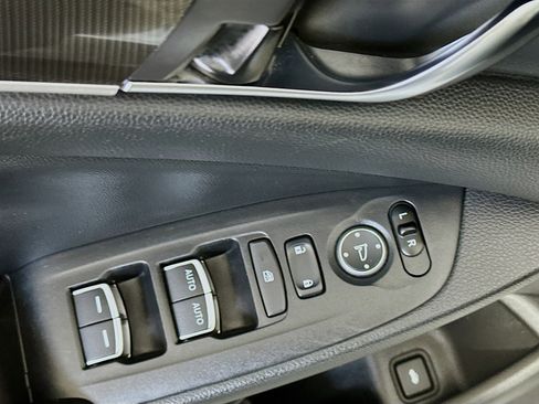 Used 2019 Honda Accord Sport image 15