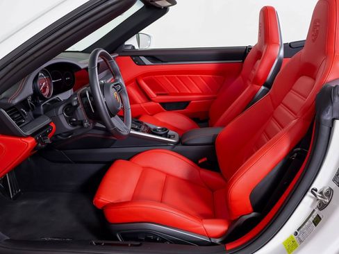 Certified 2024 Porsche 911 Carrera 4S w/ Premium Package image 5