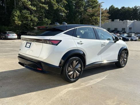Used 2023 Nissan Ariya FWD image 3