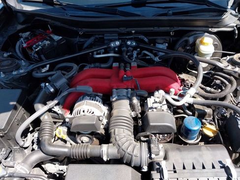 Used 2020 Toyota 86 RWD image 13