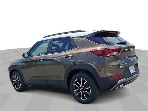 Certified 2022 Chevrolet TrailBlazer ACTIV w/ Sun and Liftgate Package image 6