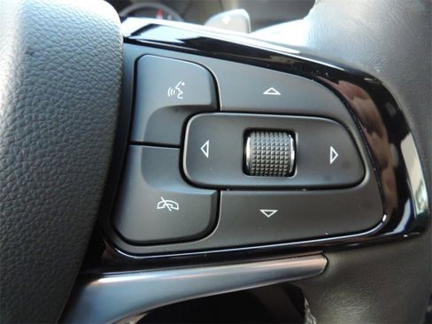 Certified 2023 Buick Enclave Avenir w/ Avenir Technology Package image 28