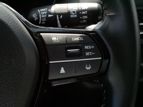 Certified 2025 Honda HR-V EX-L image 25