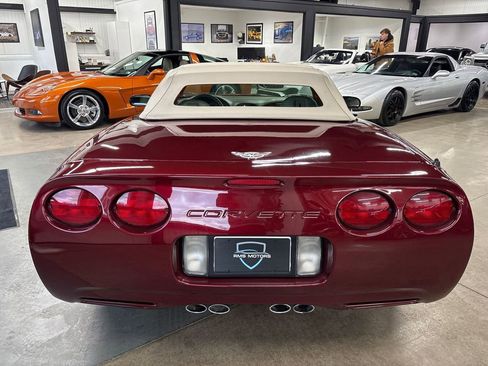 Used 2003 Chevrolet Corvette Convertible w/ Preferred Equipment Group1 image 10