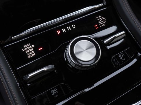 Used 2023 Jeep Grand Cherokee Summit AWD/4WD image 37