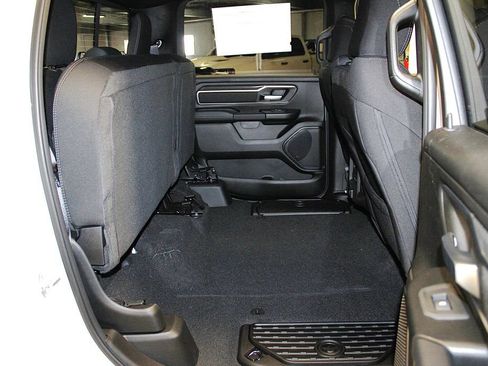 New 2026 RAM 1500 4x4 Crew Cab image 35