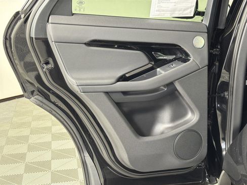 Certified 2025 Land Rover Range Rover Evoque Dynamic SE image 26