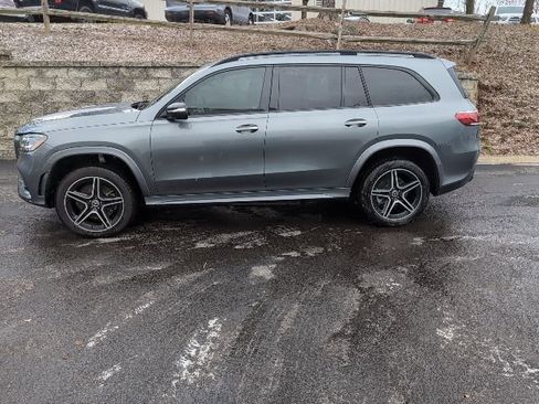 Used 2022 Mercedes-Benz GLS 450 4MATIC image 6