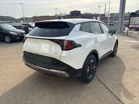 New 2026 Kia Sportage LX FWD image 7