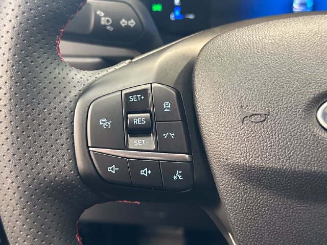 Used 2023 Ford Escape ST-Line w/ Tech Pack #1 AWD/4WD image 34
