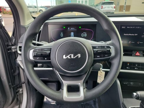 Used 2024 Kia Sportage LX image 22