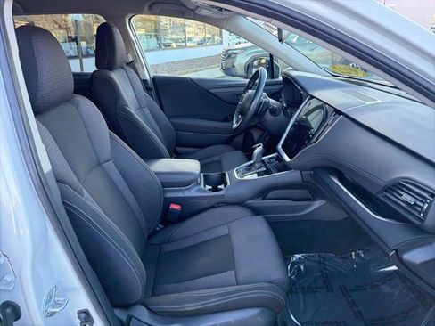 Used 2021 Subaru Outback Premium image 21