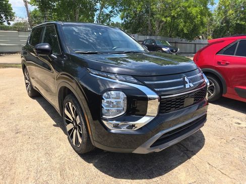 Used 2025 Mitsubishi Outlander SE AWD/4WD image 6
